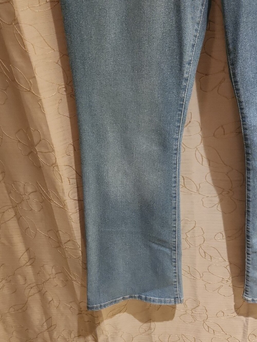 Jessica Simpson Light Blue Flare Jeans-Long - Picture 3 of 4
